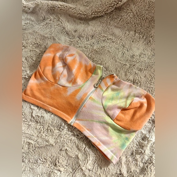 Tie-Dye Crop Top and Joggers Set - Picture 2 of 3